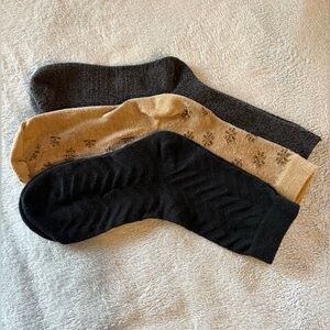 Women, 4-6” Above Ankle Socks, New & Used, Gray, Tan, Black, Size 9-11, Soft